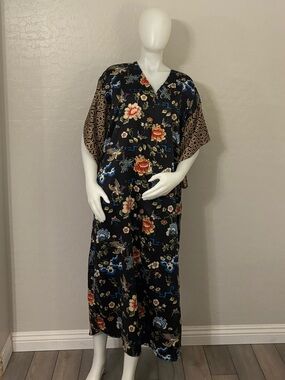 Natori Black Floral House Dress Kaftan Small